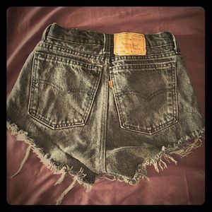 Levi’s cutoff jean shorts